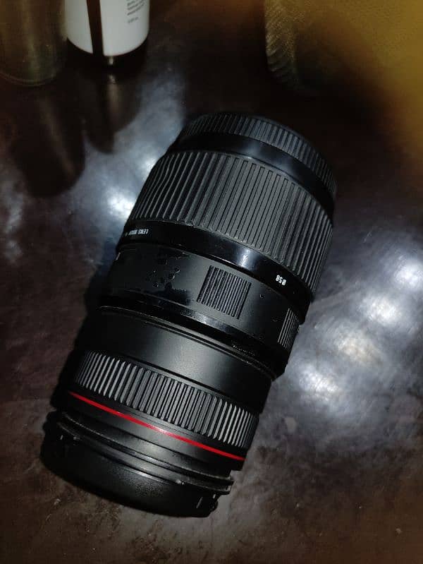 sigma 70-300mm lens for Nikon mount Auto focus+manual focus. 0