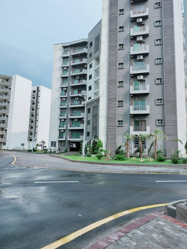 10 MARLA 3 BEDROOM APARTMENT FOR RENT IN ASKARI -11 LAHORE. 8