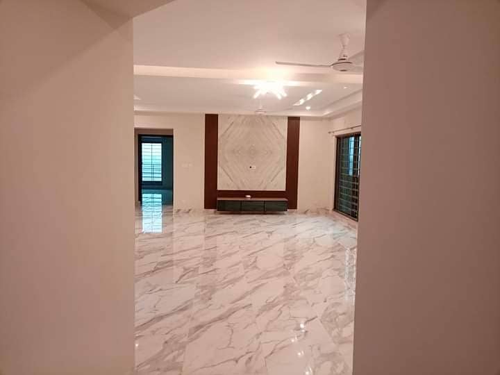 11 MARLA 3-BEDROOM APARTMENT FOR RENT IN ASKARI -11 LAHORE. 17