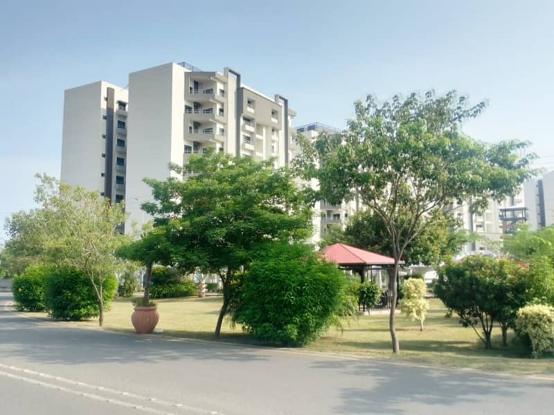 11 MARLA 3-BEDROOM APARTMENT FOR RENT IN ASKARI -11 LAHORE. 24