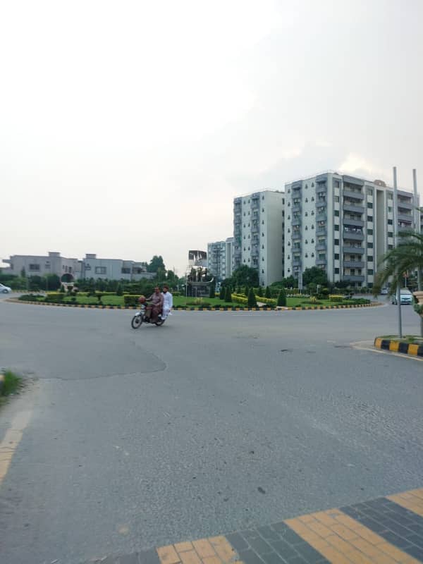 12 MARLA 4 BEDROOM APARTMENT FOR RENT IN ASKARI 11 LAHORE 13