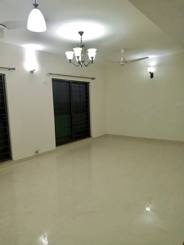 12 MARLA 4 BEDROOM APARTMENT FOR RENT IN ASKARI 11 LAHORE 20