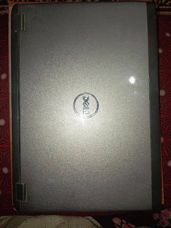 Dell Laptop Cori 3.3rd generation Ultra book. 4