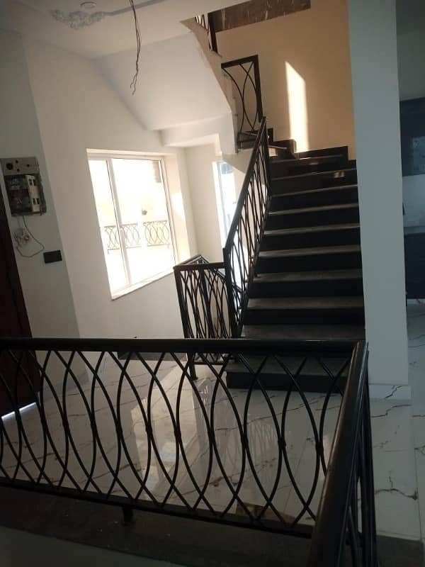 10 Marla Ultra Modern Decent Designer House for sale in Buch Executive Villas Multan 42