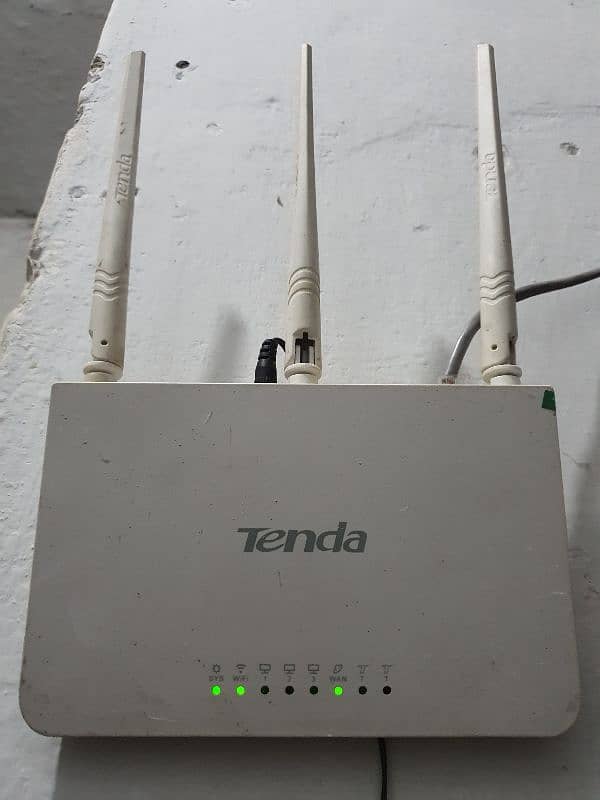 Tenda Router For sale 0