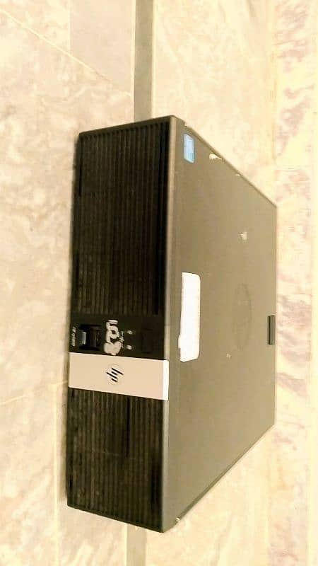 Full Computer HP Core i5 2nd Generation rp5800 4