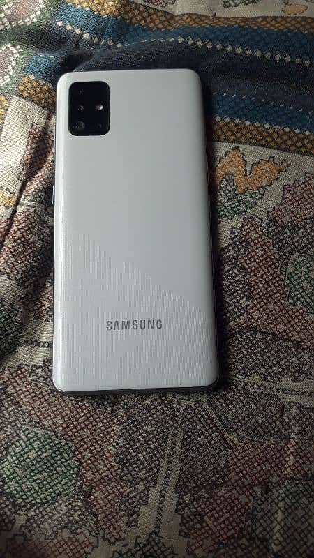 Samsung A51 8/128 4