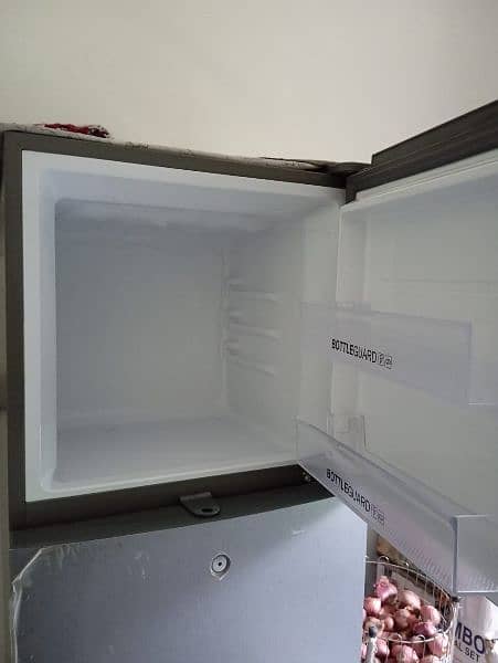 Haier Refrigerator 276-EBS for Sale 4