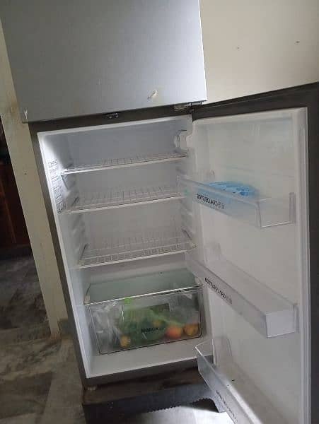 Haier Refrigerator 276-EBS for Sale 8