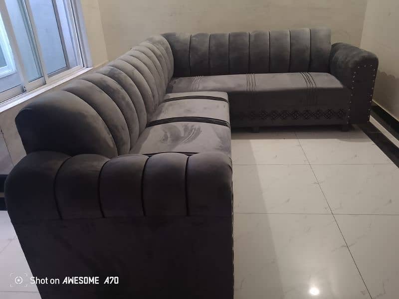 l shap 6 seatr sofa 0