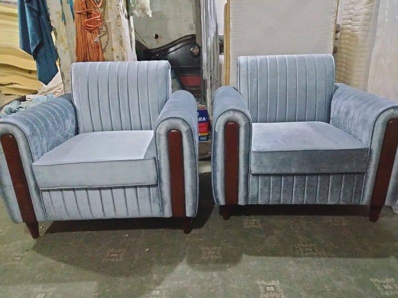 5&7 seeter wood sofa set  10years varranty molty foam 12