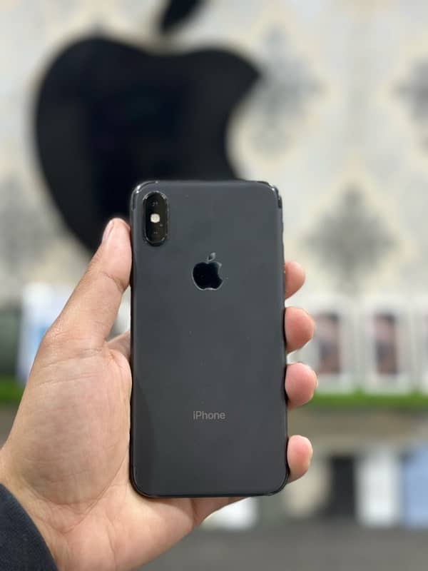 iphone xs pta approved 0