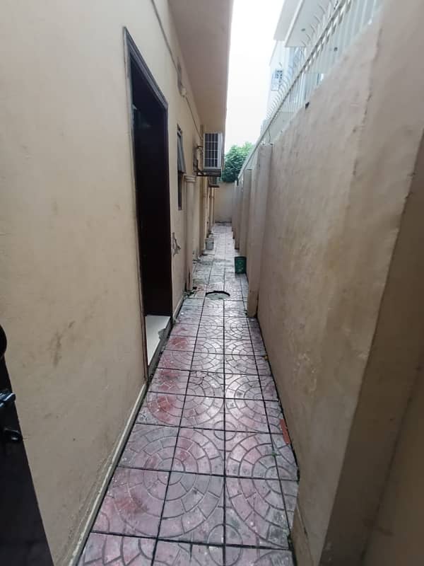 1 Kanal Single Story House For Sale In Lahore Cavalry Ground 1