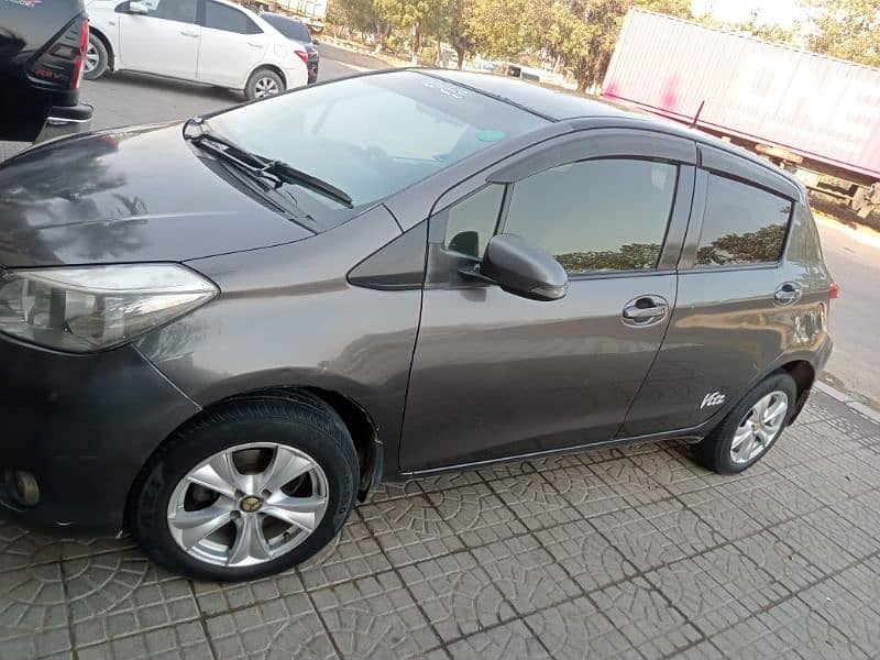 Toyota Vitz 2012 0