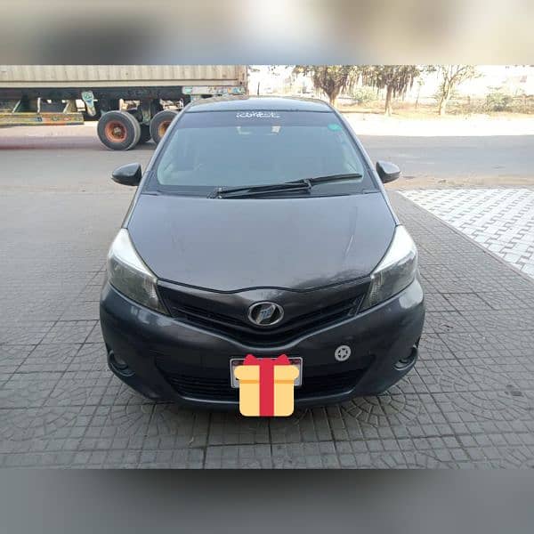 Toyota Vitz 2012 5