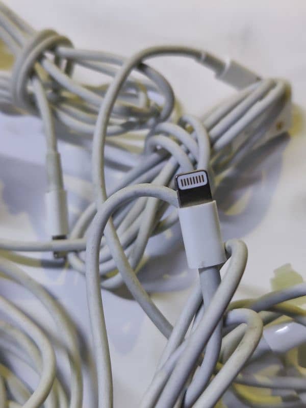 USB to iphone cable original apple cable 100% 0