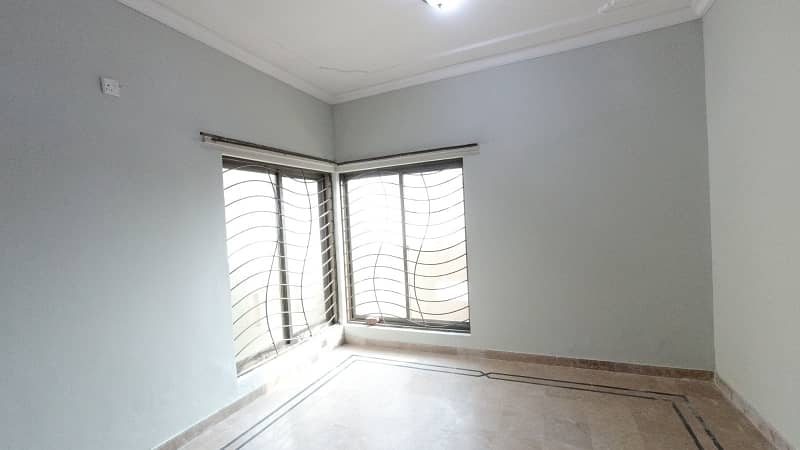 Beautiful 1 Kanal House For Sale In F-15 30