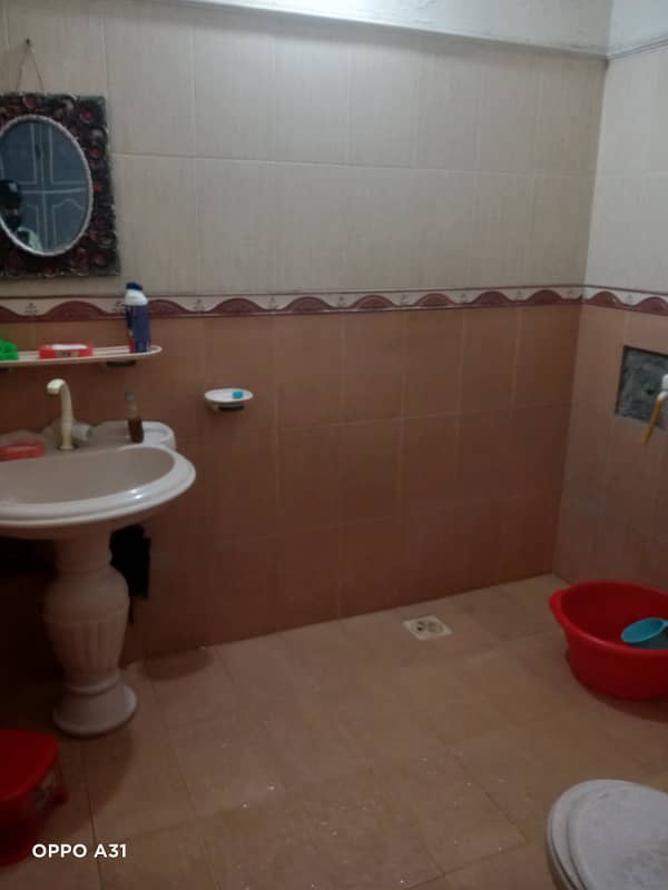 10 Marla Beautiful double story house urgent for Sale in sabzazar 1