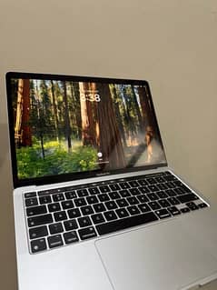 Macbook Pro-2020 M1 13inch Retina Display