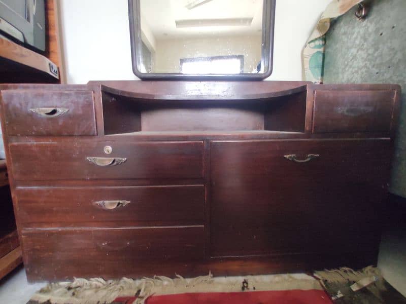 Dressing Table for Sale at Reasonable Price 2