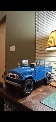 RC CAR FMS 1:10 TOYOTA FJ40