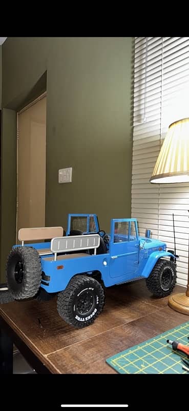 REMOTE CONTROL FMS 1:10 TOYOTA FJ40 5