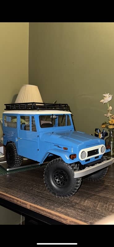 REMOTE CONTROL FMS 1:10 TOYOTA FJ40 7