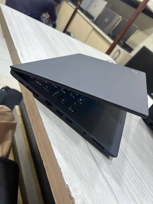 T480s core i7 8 generation 8/256Ssd 1