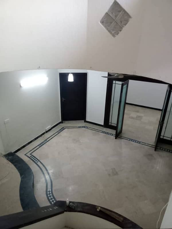 20 Marla Upper Portion For Rent In Wapda Town 9