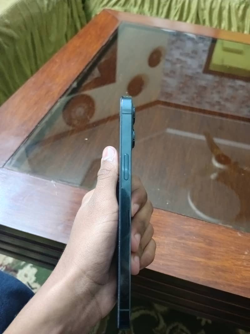 Iphone 12 Pro Max Non-Pta Good Condition 4