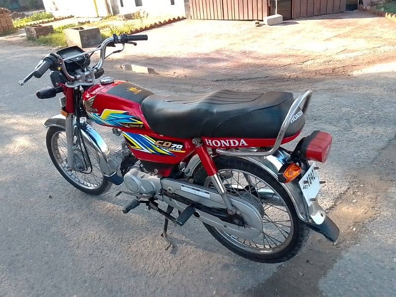 Honda CD 70 model 2021 03127915119 5