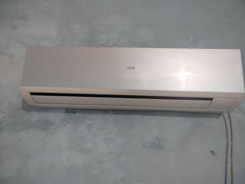 Haier 1.5 ton     *non inverter Ac for Sale   total genuine not repair 0