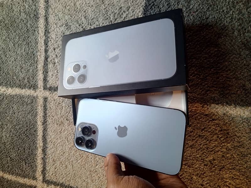 Iphone 13 pro max  JV 256 gb siera blue 0