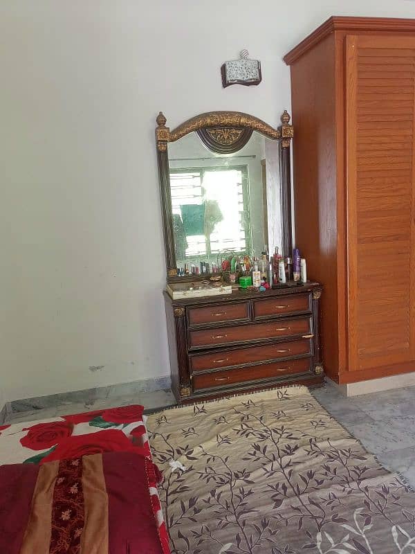 urgent sell,, wooden furniture, dressing table, two side table. 9