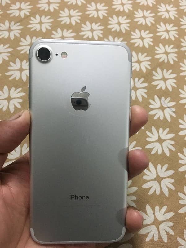 iphone 7 PTA approved 128GB 1