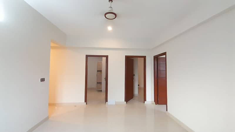 Three Bedroom Flat available for Sale in Defense Residency DHA Phase 2 Islamabad. 11