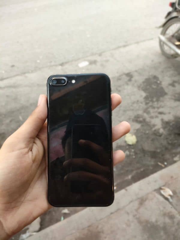 iPhone 7plus 128GB Pta approved 1