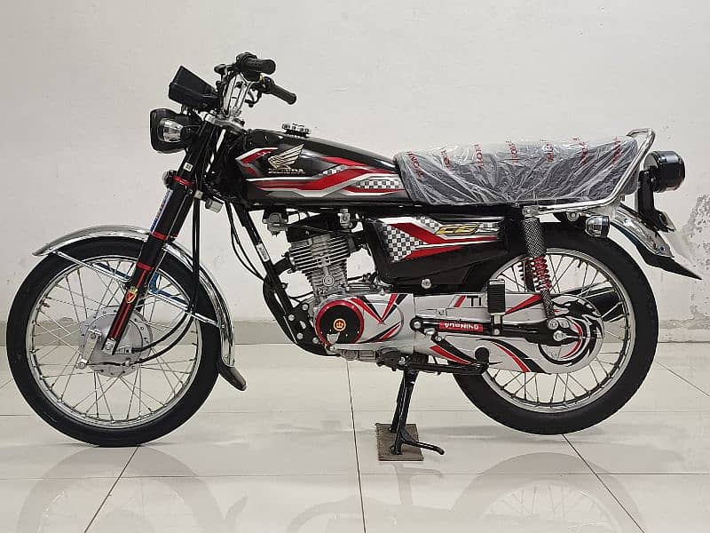 HONDA CG-125 MODEL 2024 0