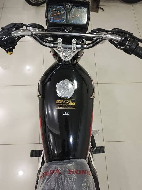 HONDA CG-125 MODEL 2024 6