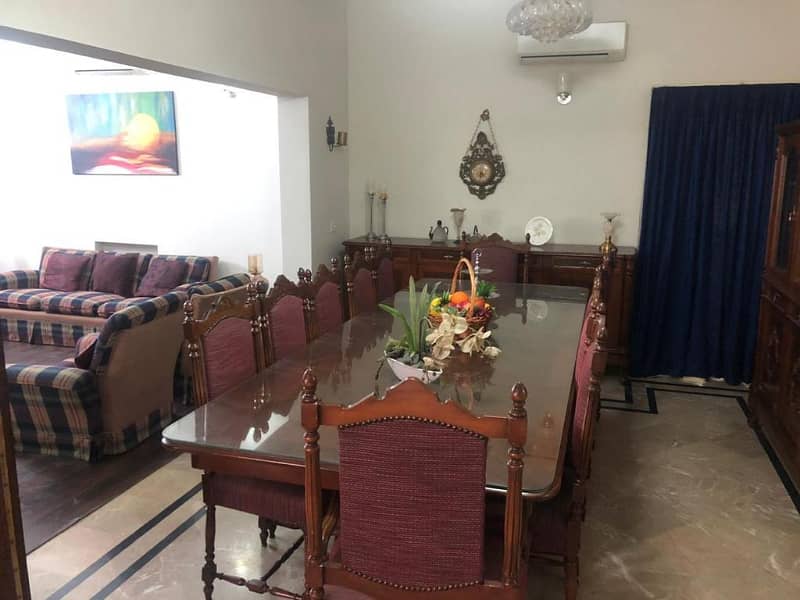 1 Kanal Beautiful Fully Furnished House For Rent in HH Block in DHA Phase-4 3