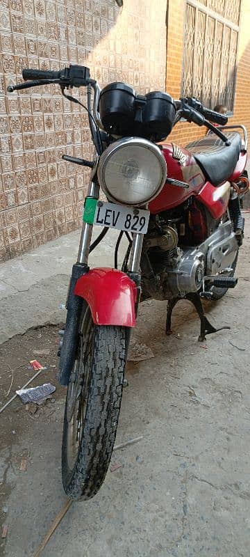 Honda Deluxe 125 Model 2013 4