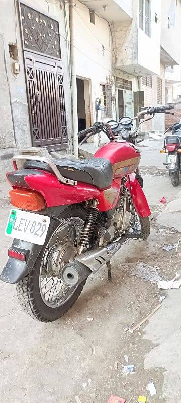 Honda Deluxe 125 Model 2013 7