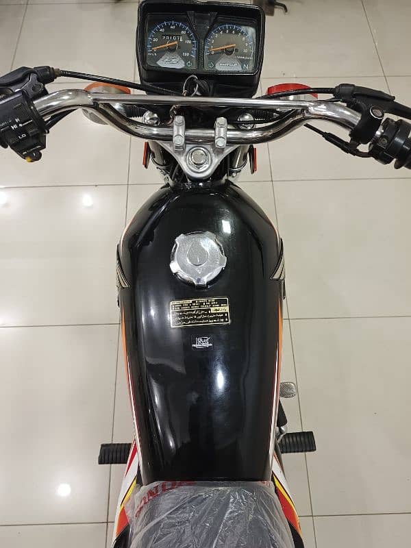 HONDA CG-125 MODEL 2022 6