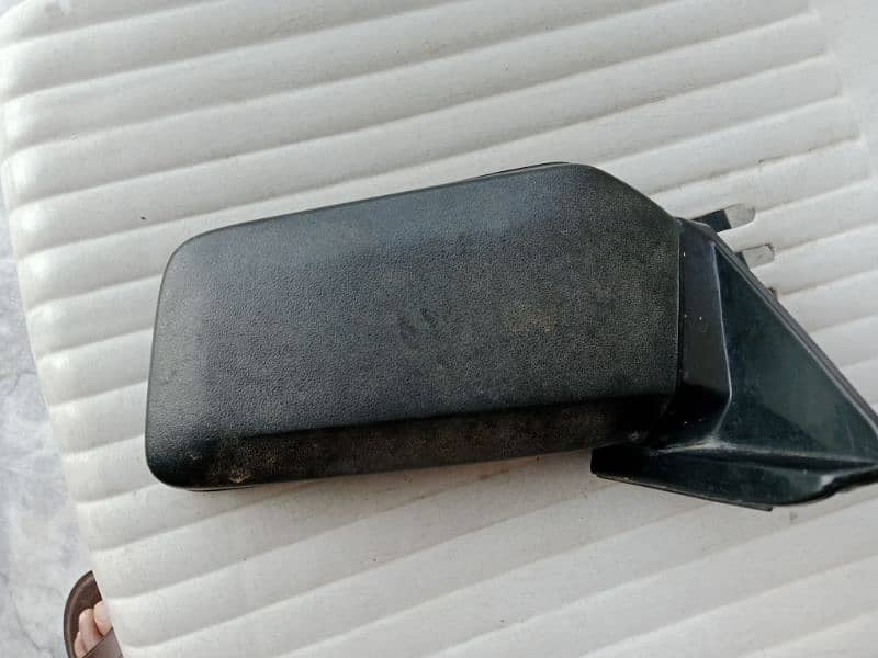 Toyota Corolla 82 right side genuine mirror 1