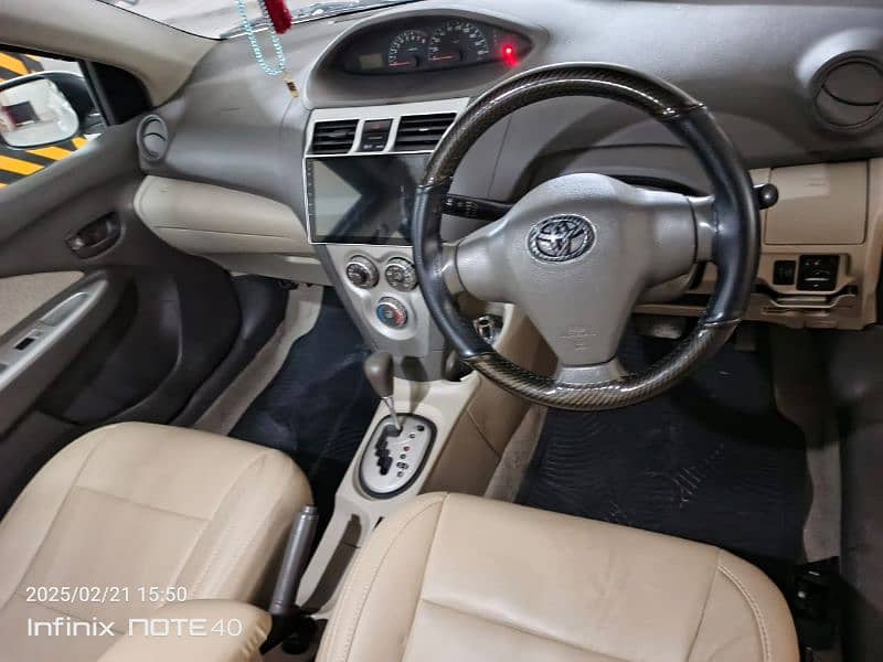 Toyota Belta 2009/2014 3