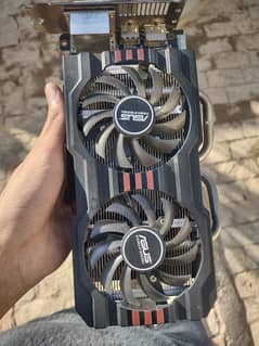 AMD Asus R9 270 2gb ddr5 256bit 8/10 condition