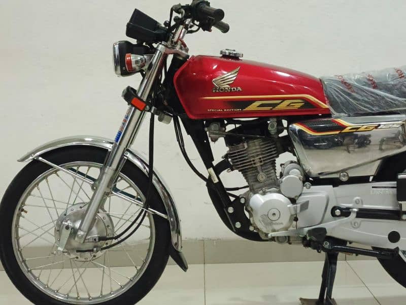 HONDACG-125 SELF START MODEL 2022 1