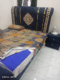 King Size Bed Set With Side Tables And Dressing.