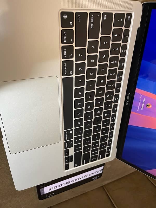 MacBook Air M1 2020 8