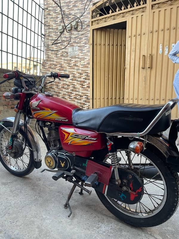 honda  125 2021 urgent sale faisla town Lahore 4